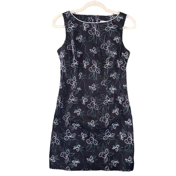 Amanda Smith Embroidered Dress Size 2 - Picture 1 of 10